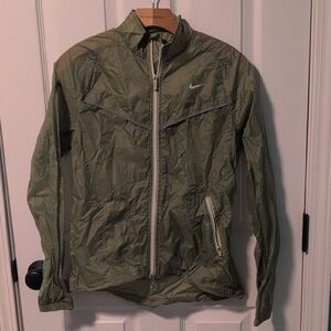 Nike Women's Green Waterproof Running Jacket
